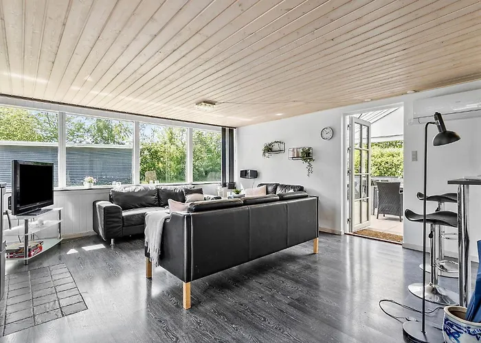 Tatil Evi Stunning In With Kitchen Tarm