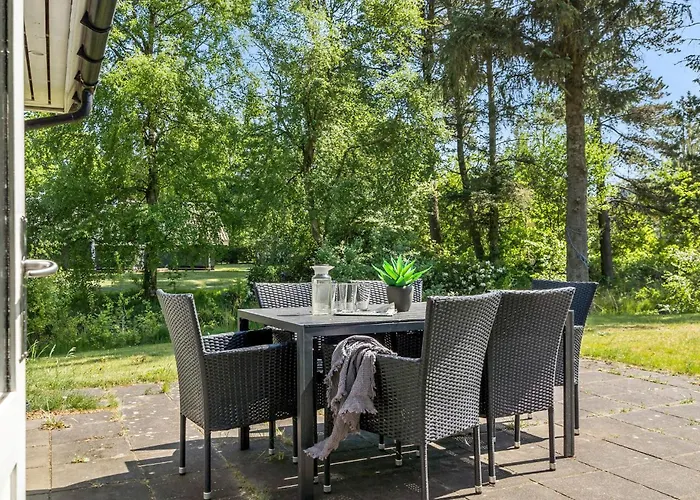 Stunning In With Kitchen Tarm